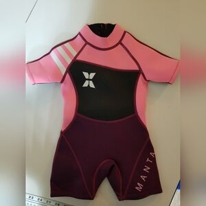 Dive & Sail Manta Baby Wetsuit Swim Suit Pink Purple Size Small